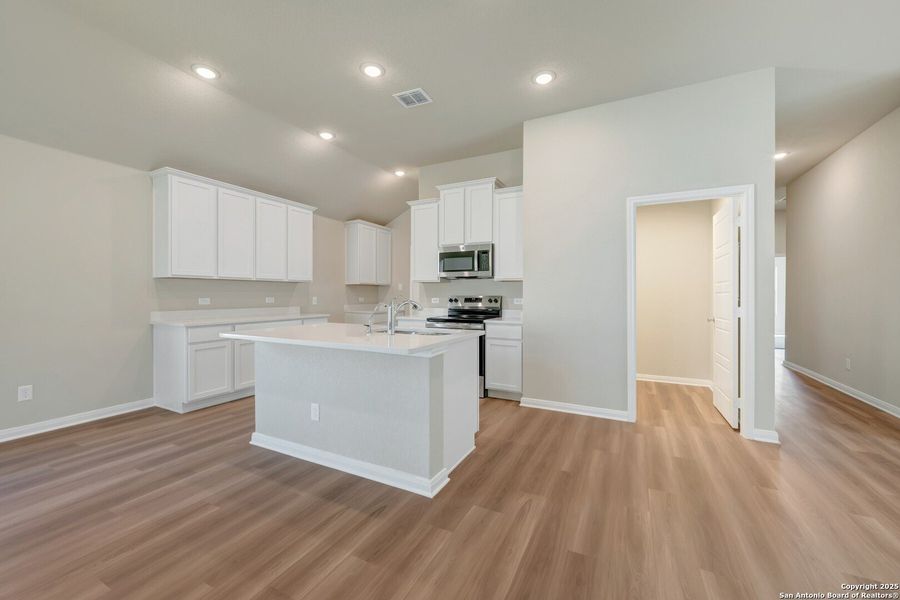 Furnished interior view inside a new home in Greenspoint Heights, Seguin (Image 4). Furnished interior view inside a new home in Greenspoint Heights, Seguin (Image 4).