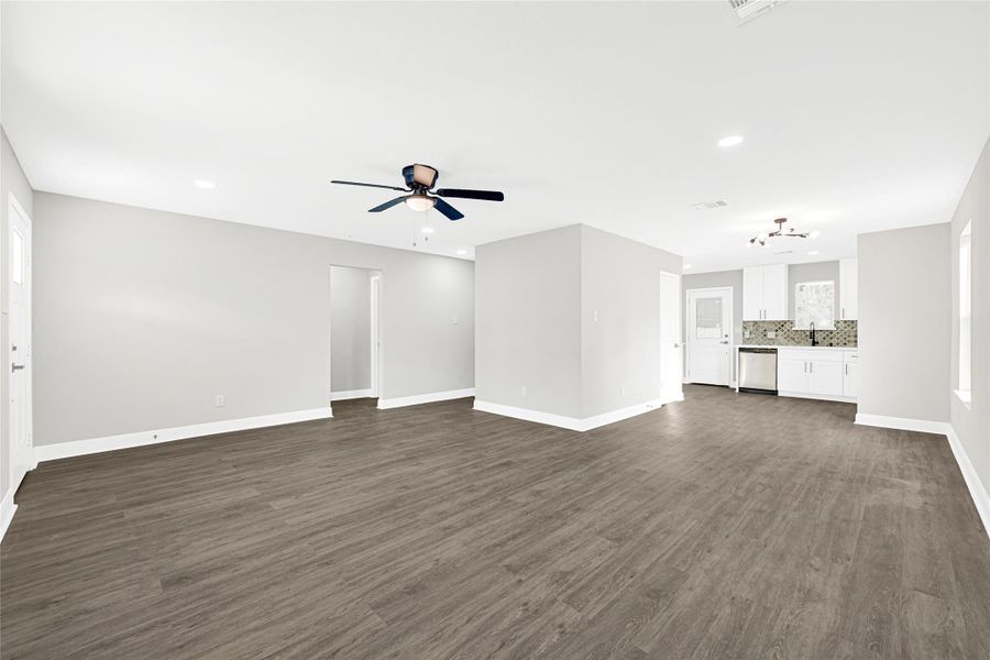 Spacious, unfurnished interior of a new home in , Texas City (Image 12). Spacious, unfurnished interior of a new home in , Texas City (Image 12).