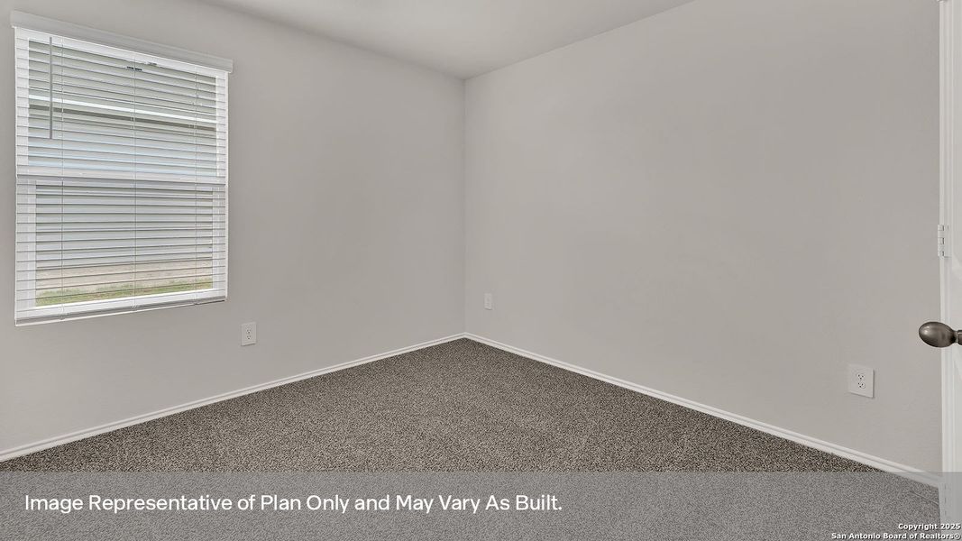 Spacious, unfurnished interior of a new home in Sunset Oaks, Maxwell (Image 20).