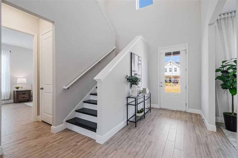 Furnished interior view inside a new home in , Orlando (Image 30).