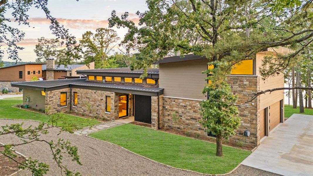 Image 38 of a home in .