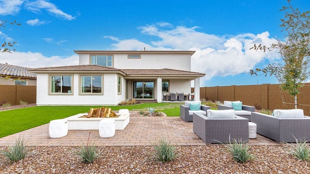 Representative exterior details of a home built from the Redwood by Taylor Morrison in Paradisi, Surprise (Image 3).