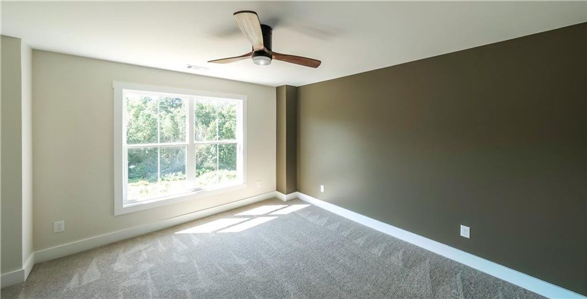 Spacious, unfurnished interior of a new home in , Bremen (Image 36).