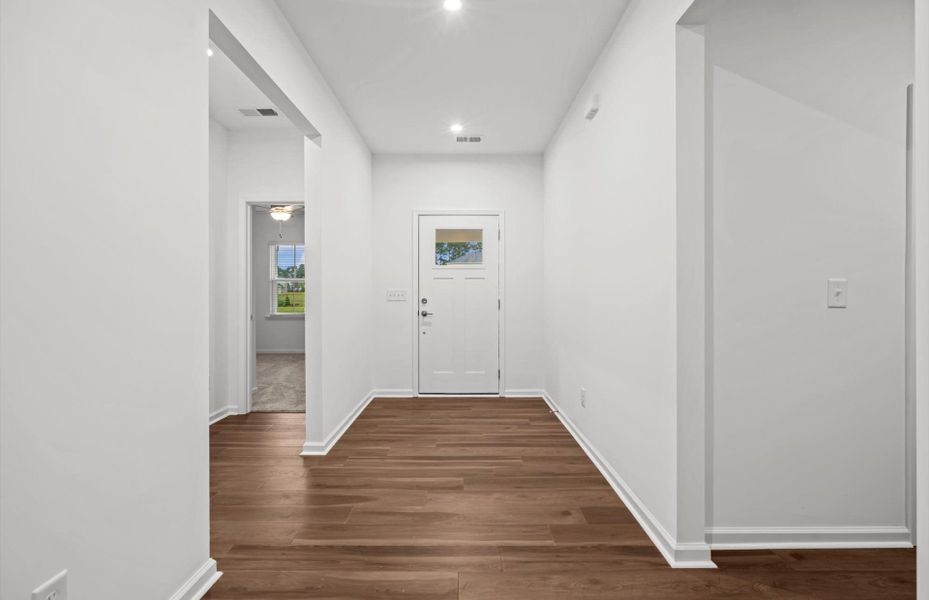 Spacious, unfurnished interior of a new home in Briarwood Reserve, Spartanburg (Image 27). Spacious, unfurnished interior of a new home in Briarwood Reserve, Spartanburg (Image 27).
