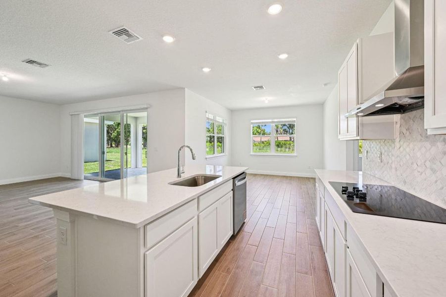 5665 Hampton Park Circle Vero Beach (13