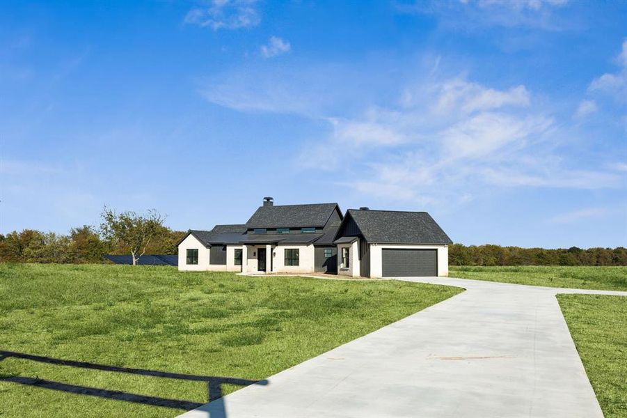 Image 34 of a home in .