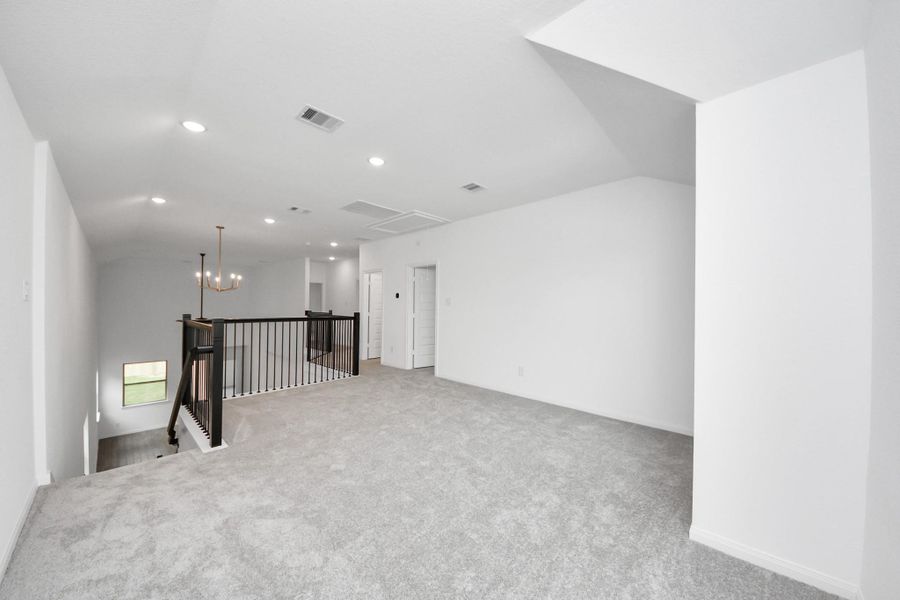 Spacious, unfurnished interior of a new home in Elyson, Katy (Image 25).