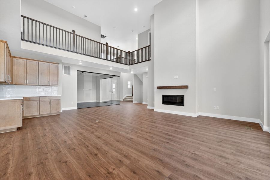 Spacious, unfurnished interior of a new home in Hillside at Crystal Valley Destination Collection, Castle Rock (Image 17).