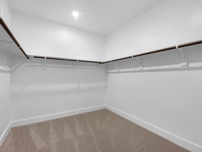 Spacious, unfurnished interior of a new home in , Dayton (Image 21).