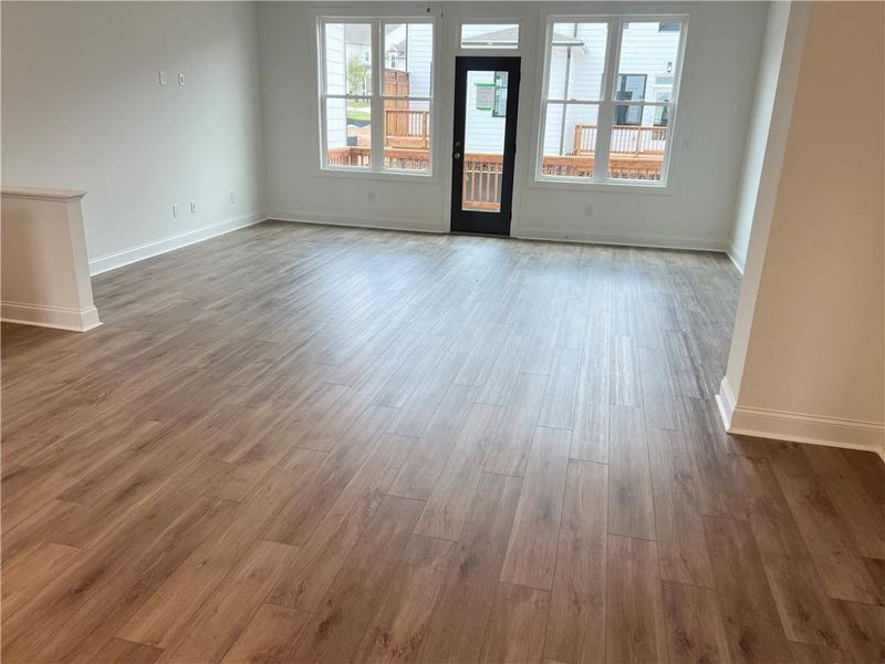 Spacious, unfurnished interior of a new home in Palisades Townhomes, Cumming (Image 40).