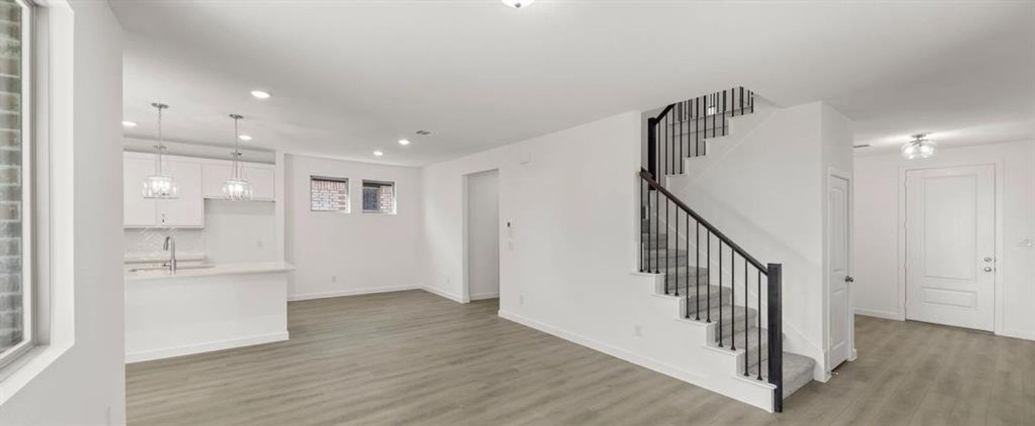 Open Kitchen-Living-Dining Room Open Kitchen-Living-Dining Room