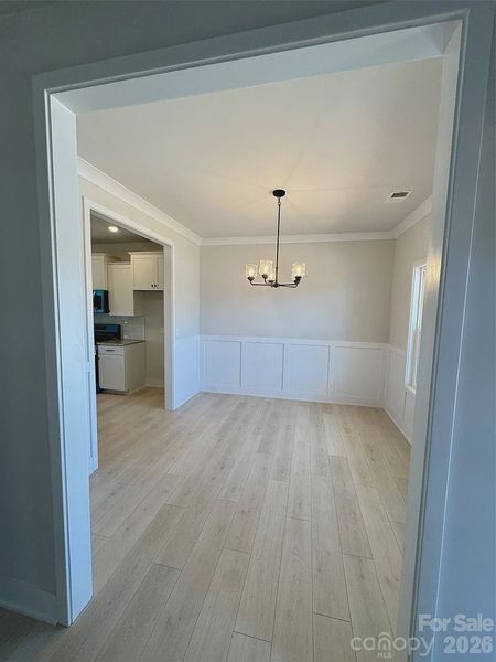 Spacious, unfurnished interior of a new home in Kerns Ridge, Salisbury (Image 6).