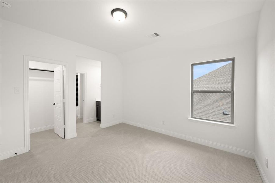 748 Brozgold- Bedroom-3