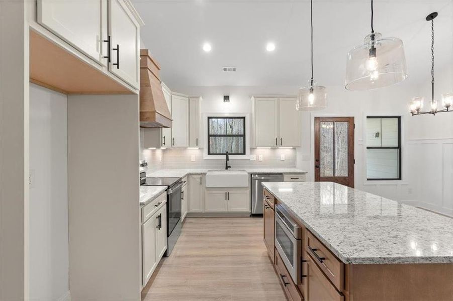 Furnished interior view inside a new home in , Rockmart (Image 13). Furnished interior view inside a new home in , Rockmart (Image 13).