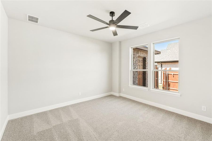 Spacious, unfurnished interior of a new home in Sunrise at Garden Valley, Waxahachie (Image 24). Spacious, unfurnished interior of a new home in Sunrise at Garden Valley, Waxahachie (Image 24).