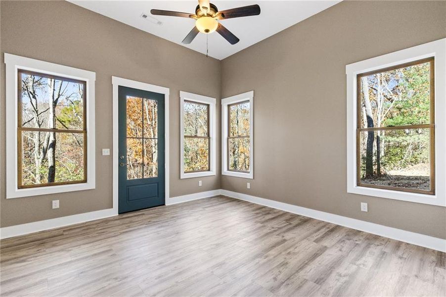 Spacious, unfurnished interior of a new home in , Ellijay (Image 25).