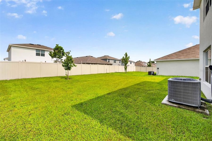 Exterior details and patio area of a home in , Tampa (Image 32).