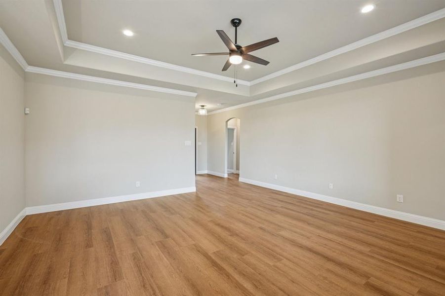 Spacious, unfurnished interior of a new home in , Alvarado (Image 32).