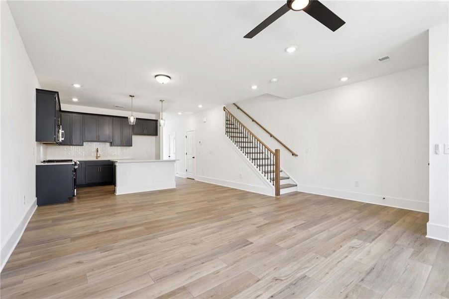 Spacious, unfurnished interior of a new home in Park Vue, Atlanta (Image 18).