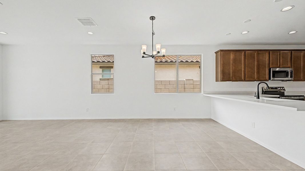 Representative furnished interior of a home built from the Larkspur by DRB Homes in Saguaro Hills at Vistancia, Peoria (Image 9).