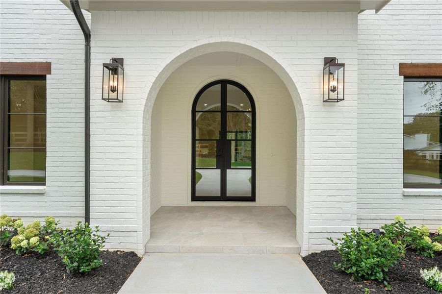 Exterior details and patio area of a home in , Alpharetta (Image 29).