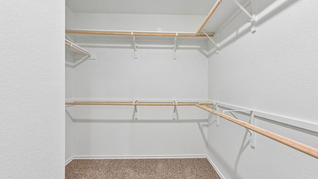 Spacious, unfurnished interior of a new home in Valverde, Bastrop (Image 29).