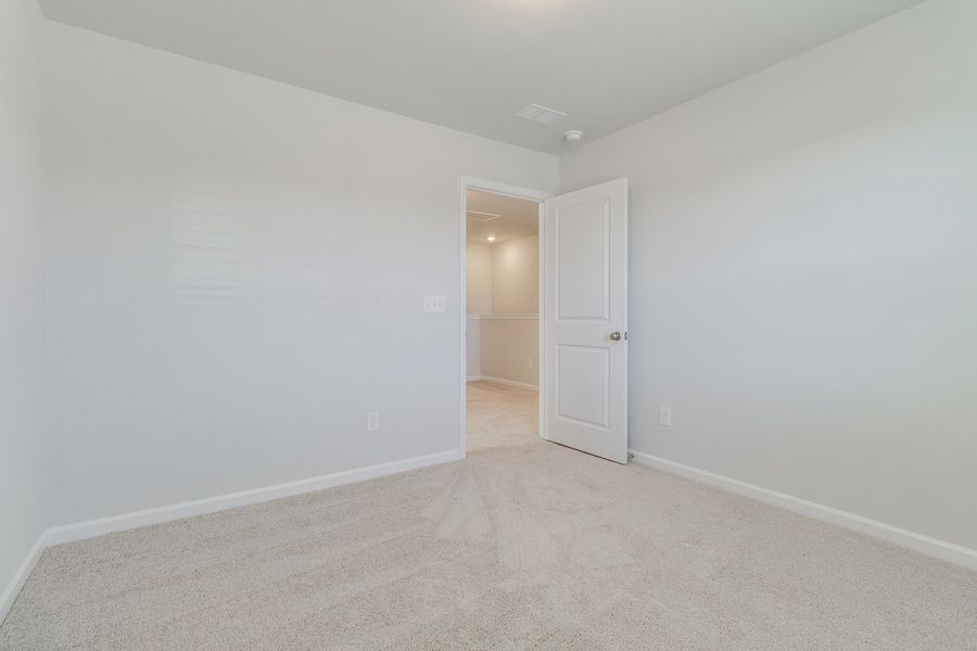 Spacious, unfurnished interior of a new home in Haynes Park, Columbia (Image 30).