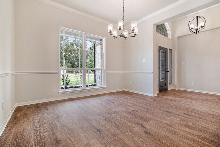 Spacious, unfurnished interior of a new home in Encino Estates, Dayton (Image 32).