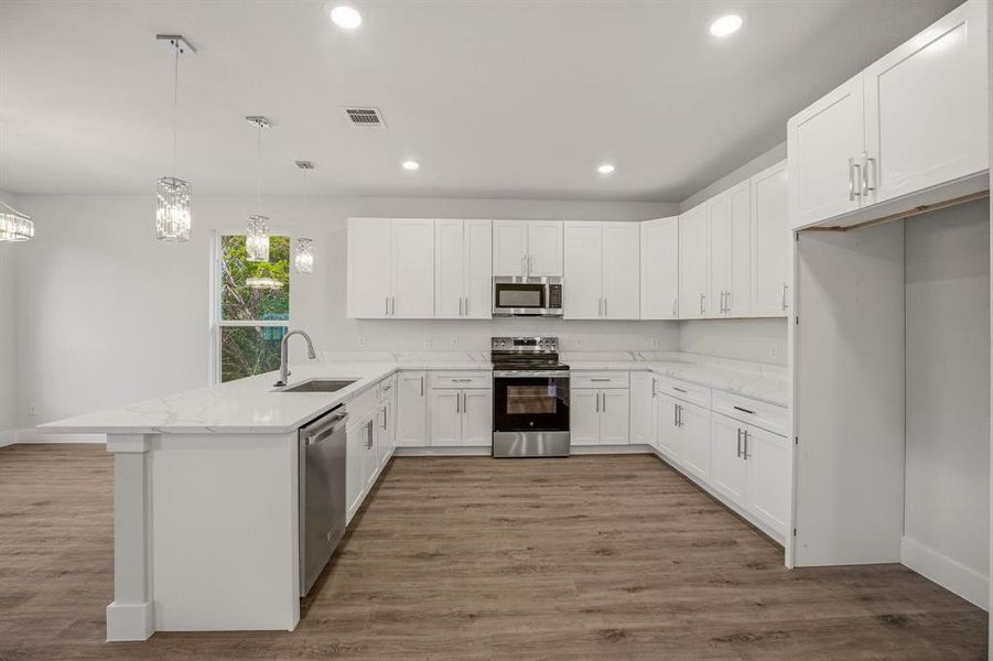 Furnished interior view inside a new home in , Granbury (Image 6).