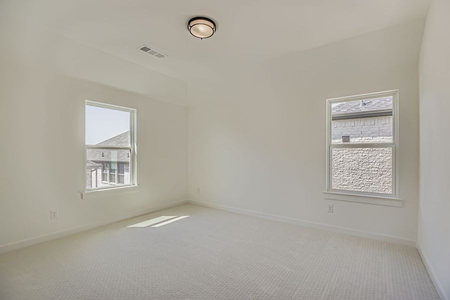 Spacious, unfurnished interior of a new home in Castle Hills Northpointe - Townhomes, Lewisville (Image 23).