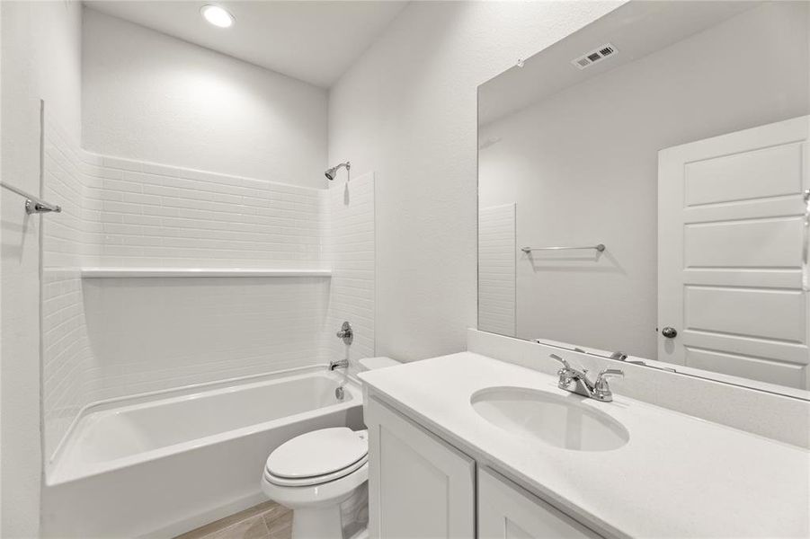 11. 1715 Teton - Dining