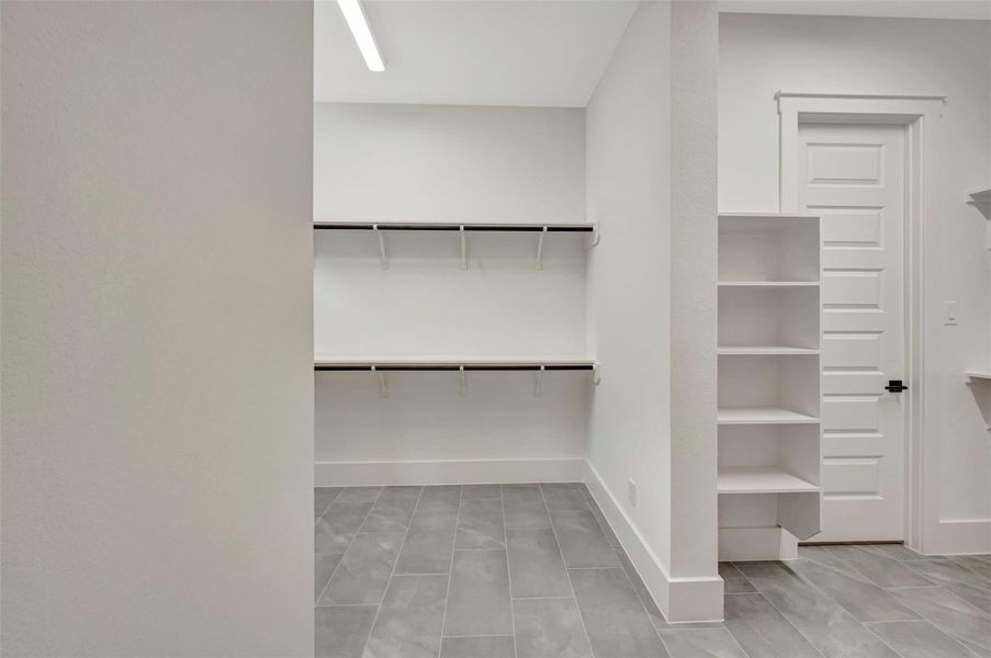 Image 43 of a home in Briarley. Image 43 of a home in Briarley.