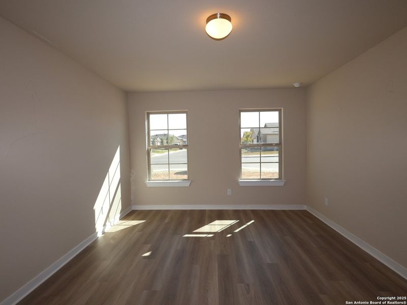 Spacious, unfurnished interior of a new home in Winding Brook, San Antonio (Image 27). Spacious, unfurnished interior of a new home in Winding Brook, San Antonio (Image 27).