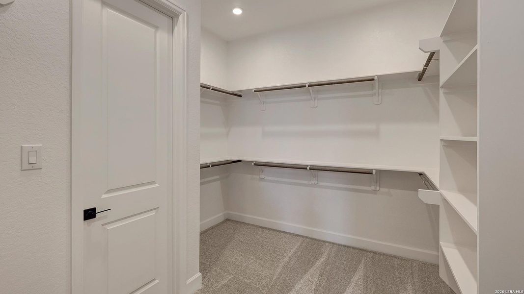 Spacious, unfurnished interior of a new home in Alsatian Oaks, Castroville (Image 26).
