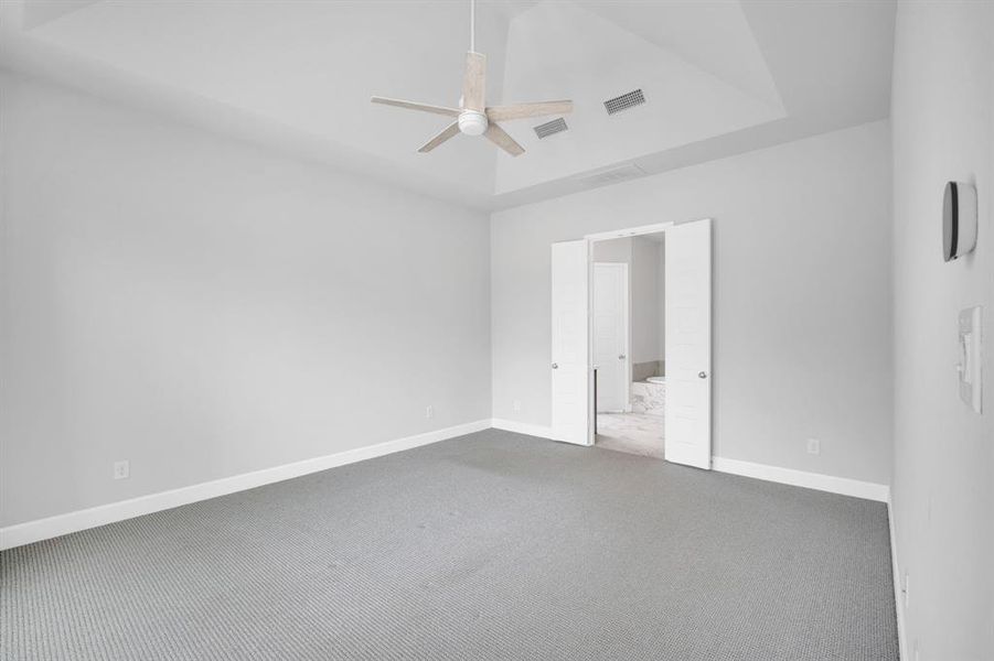Spacious, unfurnished interior of a new home in Bridgewater, Midlothian (Image 22).