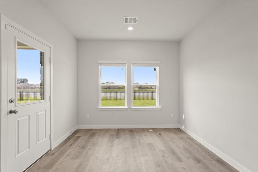 Spacious, unfurnished interior of a new home in Woodshore, Clute (Image 22). Spacious, unfurnished interior of a new home in Woodshore, Clute (Image 22).