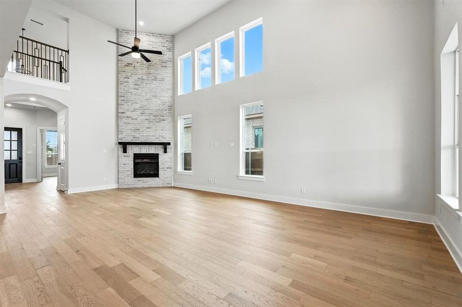 Spacious, unfurnished interior of a new home in Sonoma Verde: 60ft. lots, McLendon-Chisholm (Image 15). Spacious, unfurnished interior of a new home in Sonoma Verde: 60ft. lots, McLendon-Chisholm (Image 15).