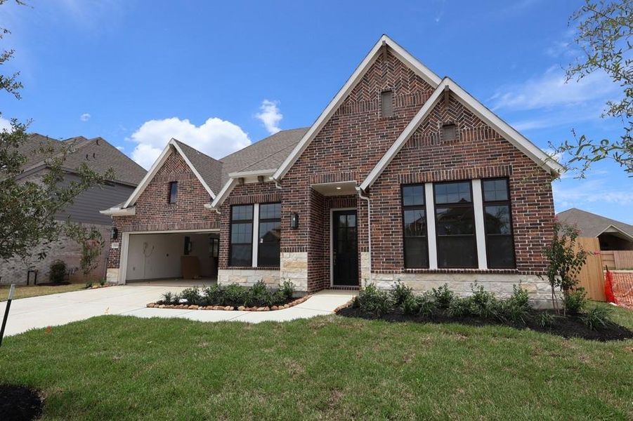 Welcome to The Ware by David Weekley Homes. **HOME ESTIMATED TO BE COMPLETE JULY 2025**