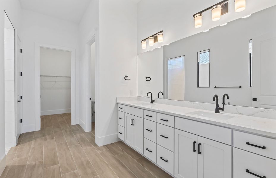 Furnished interior view inside a new home in Terreno, Naples (Image 8). Furnished interior view inside a new home in Terreno, Naples (Image 8).