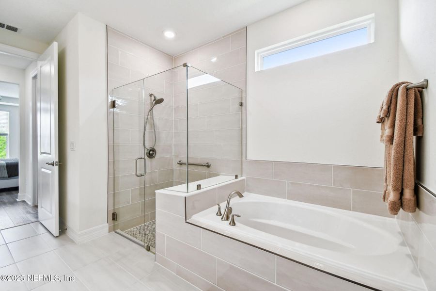 Furnished interior view inside a new home in , St. Augustine (Image 43).