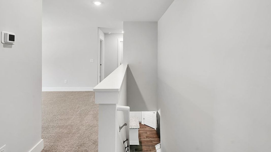 Spacious, unfurnished interior of a new home in Merchant Point, Jacksonville (Image 28).