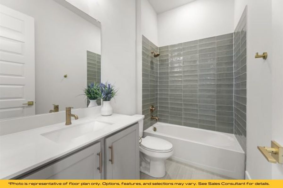 Representative furnished interior of a home built from the St Lucia by Stonefield Homes in Heath Golf and Yacht Club, Rockwall (Image 47).