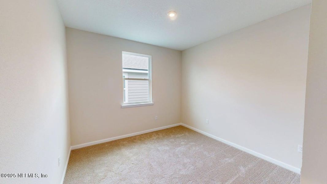 Spacious, unfurnished interior of a new home in Sandridge Hills, Green Cove Springs (Image 13).