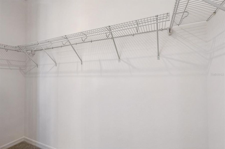 Spacious, unfurnished interior of a new home in Weslyn Park, St. Cloud (Image 5).