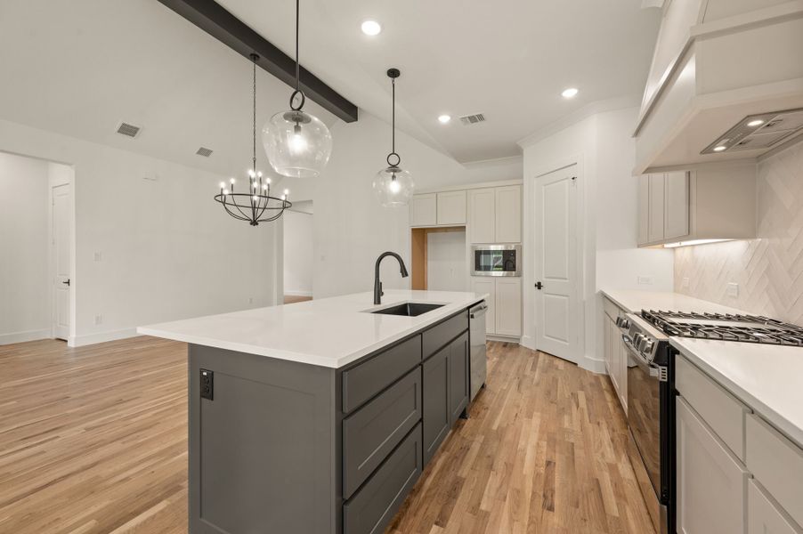 Furnished interior view inside a new home in Parks of Aledo, Aledo (Image 5). Furnished interior view inside a new home in Parks of Aledo, Aledo (Image 5).