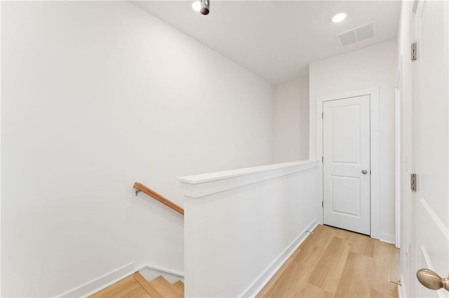 Spacious, unfurnished interior of a new home in Array, Atlanta (Image 13).