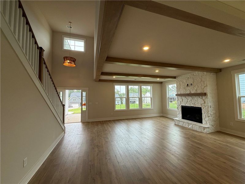 Spacious, unfurnished interior of a new home in Walker's Pointe, Anderson (Image 15).