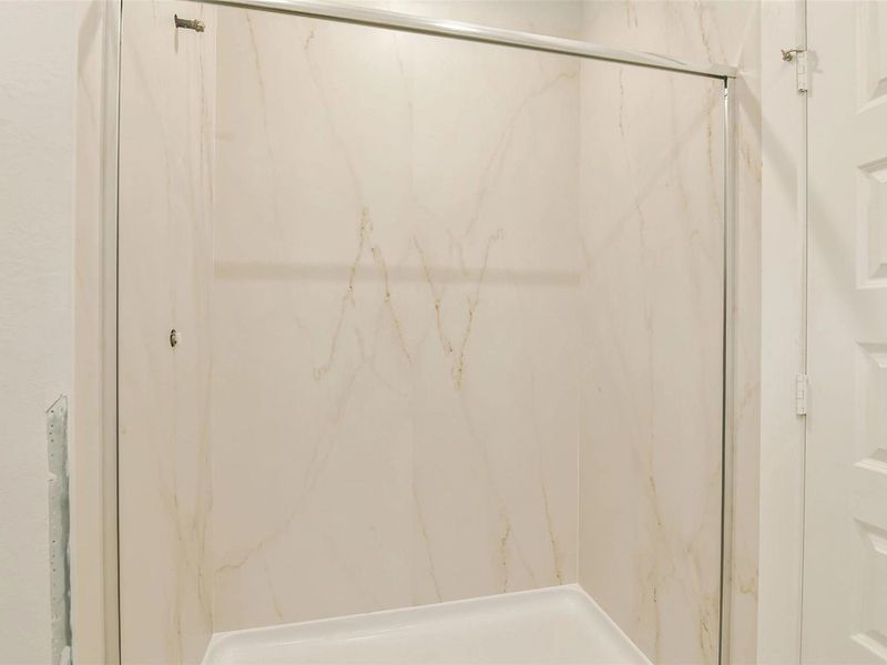 Spacious, unfurnished interior of a new home in Liberty Estates, Cleveland (Image 24).