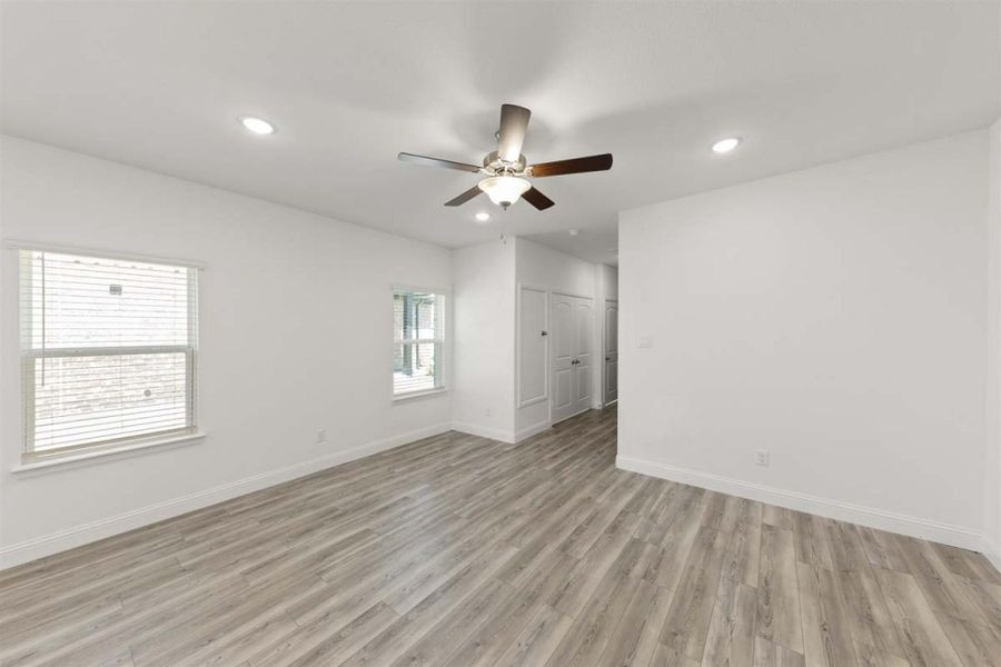 Spacious, unfurnished interior of a new home in Town Park, Princeton (Image 10). Spacious, unfurnished interior of a new home in Town Park, Princeton (Image 10).