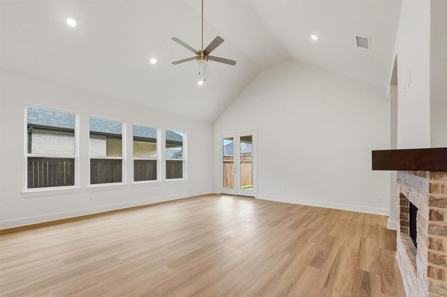 Spacious, unfurnished interior of a new home in Waterscape: 50ft. lots, Royse City (Image 18). Spacious, unfurnished interior of a new home in Waterscape: 50ft. lots, Royse City (Image 18).